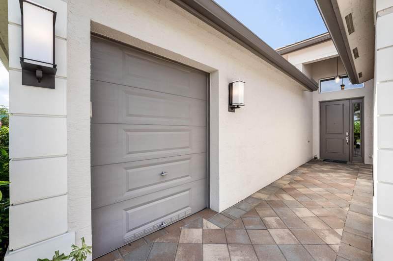 4 bedroom Single Family Residence at 12200 SW Sandpiper Way, Riverland Parcel C - Plat Three, Port St. Lucie — photo 5