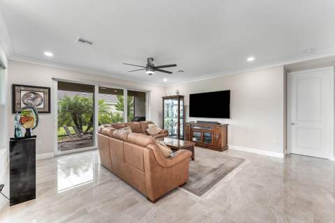12200 SW Sandpiper Way, Port St. Lucie FL - photo 16 of 47