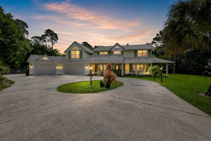 4 bedroom Single Family Residence at 19780 Castlewood Drive, Imperial Woods, Jupiter — photo 2