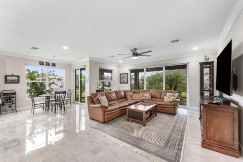 12200 SW Sandpiper Way, Port St. Lucie FL - photo 15 of 47