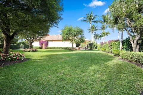 3678 Touch Of Class Court, Wellington FL - photo 12 of 72