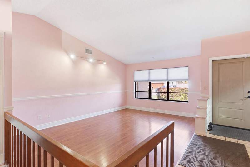 4 bedroom Single Family Residence at 700 NW 102nd Way, Nob Hill Estates 2 Sec, Plantation — photo 5