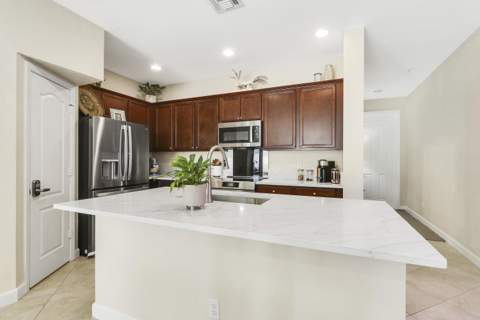 9504 SW Merlin Court, Stuart FL - photo 8 of 36