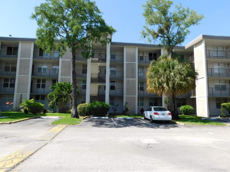 2 bedroom Condominium at 4851 NW 26th Court #443, Cypress Chase Condo No 4, Lauderdale Lakes — photo 2