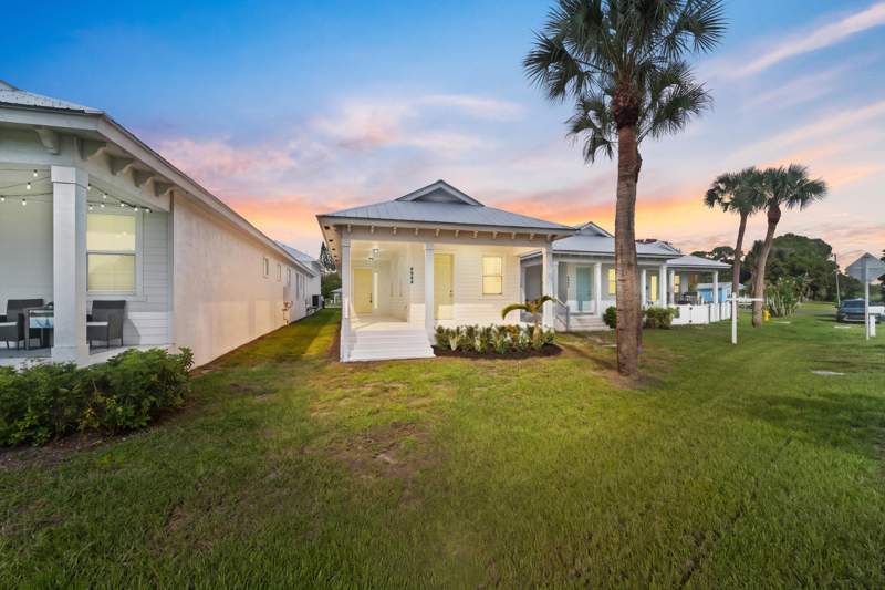 3 bedroom Single Family Residence at 4984 SE Railway Avenue, Port Salerno, Stuart — photo 2