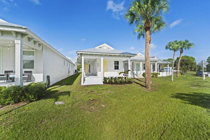 3 bedroom Single Family Residence at 4984 SE Railway Avenue, Port Salerno, Stuart — photo 4