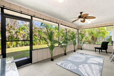6107 Bamboo Drive, Fort Pierce FL - photo 8 of 45