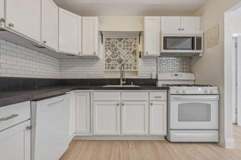 254 SW 6th Street, Dania Beach FL - photo 7 of 31
