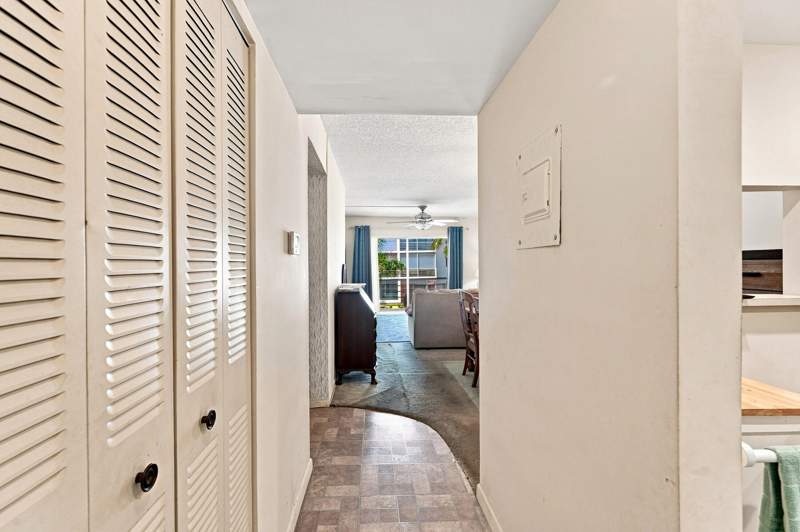2 bedroom Condominium at 3000 E Sunrise Lakes Drive #223, Quail Run Of Sunrise, Sunrise — photo 5