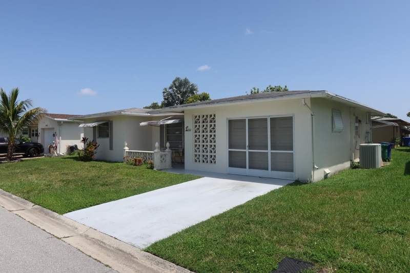 2 bedroom Single Family Residence at 6920 NW 17th Street, Paradise Gardens Sec 3, Margate — photo 3