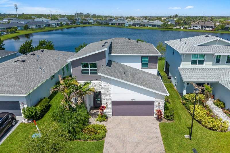 4 bedroom Single Family Residence at 10704 SW Estella Lane, Emery II, Port St. Lucie — photo 2