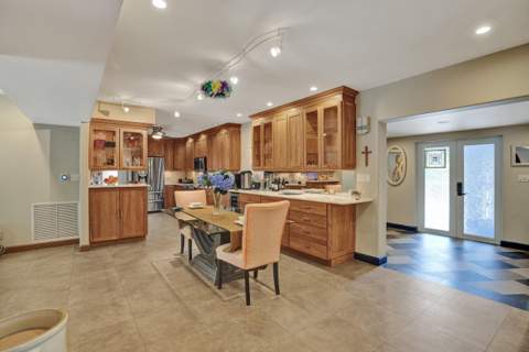 908 NE 16th Place, Fort Lauderdale FL - photo 7 of 55