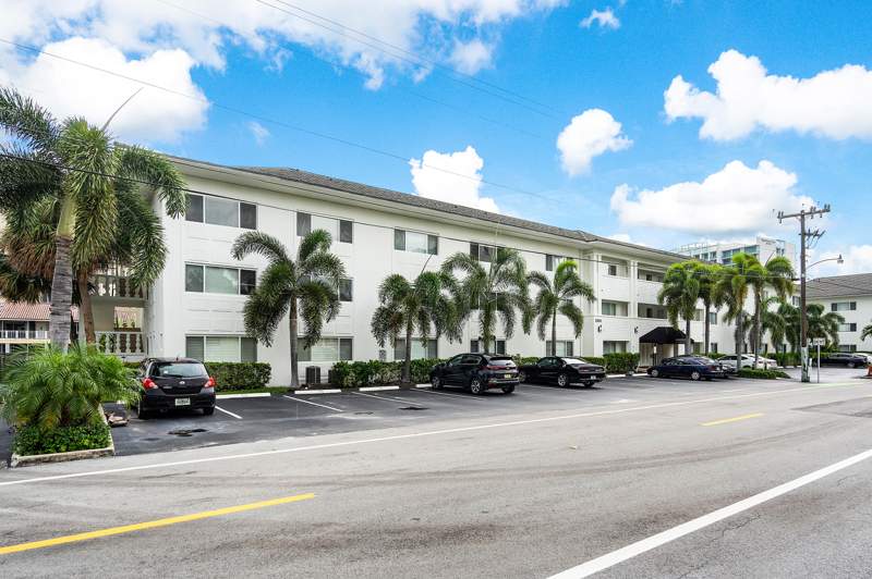 1 bedroom Condominium at 2881 NE 32nd Street #220, Waterside On The Intracoastal, Fort Lauderdale — photo 3