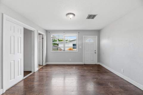 1640 NE 32nd Place, Pompano Beach FL - photo 8 of 31