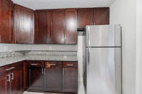 1640 NE 32nd Place, Pompano Beach FL - photo 12 of 31