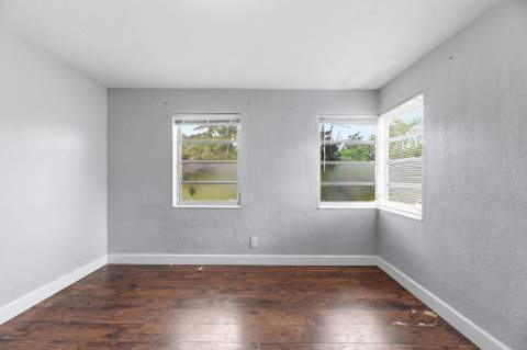1640 NE 32nd Place, Pompano Beach FL - photo 18 of 31