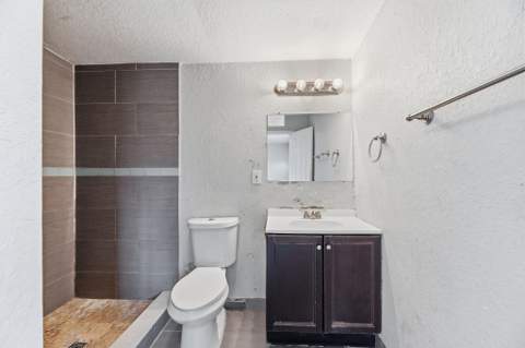 1640 NE 32nd Place, Pompano Beach FL - photo 23 of 31