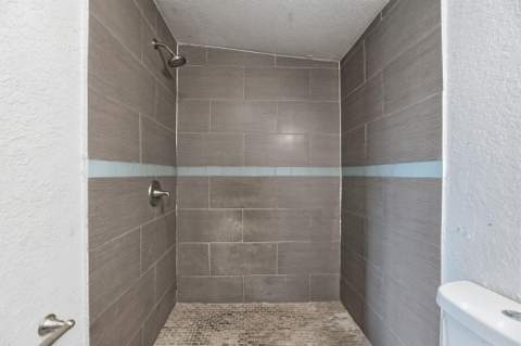 1640 NE 32nd Place, Pompano Beach FL - photo 24 of 31