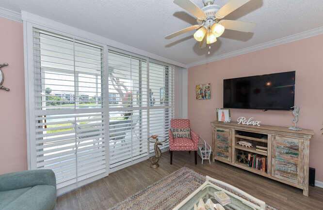 1 bedroom Condominium at 353 S US Highway 1 #A108, Jupiter Bay One Thru Six Condo, Jupiter — photo 3