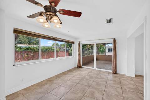 7151 SW 5th Court, Pembroke Pines FL - photo 19 of 40