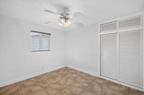 7151 SW 5th Court, Pembroke Pines FL - photo 24 of 40