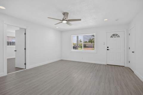514 Riverside Drive, Palm Beach Gardens FL - photo 7 of 33