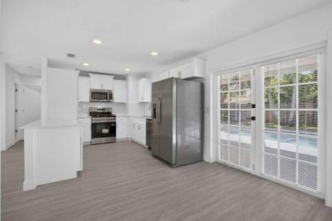 514 Riverside Drive, Palm Beach Gardens FL - photo 10 of 33