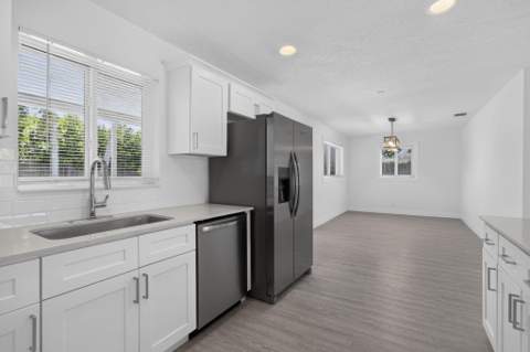514 Riverside Drive, Palm Beach Gardens FL - photo 13 of 33