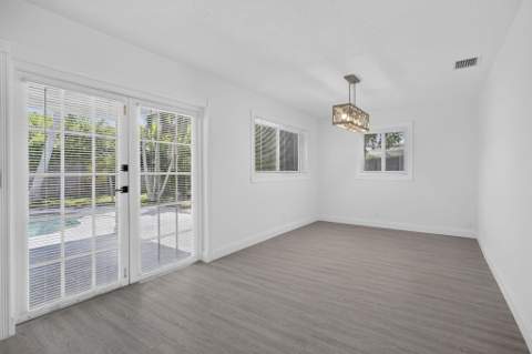 514 Riverside Drive, Palm Beach Gardens FL - photo 14 of 33