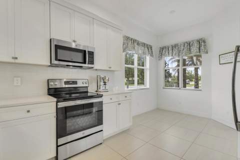 20015 SW Caserta Way, Port St. Lucie FL - photo 10 of 64