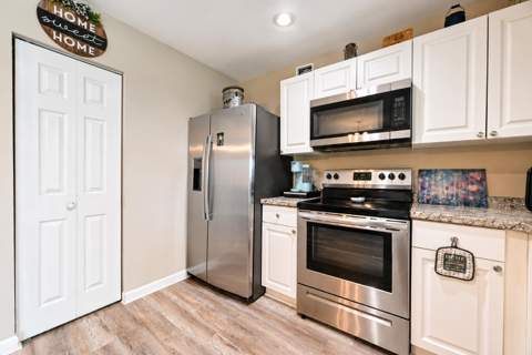 4703 Myrtle Drive, Fort Pierce FL - photo 14 of 39