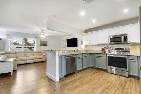 104 Banyan Circle, Jupiter FL - photo 8 of 28