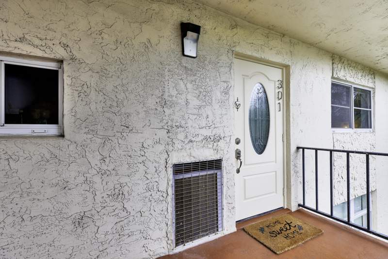 2 bedroom Condominium at 9500 N Hollybrook Lake Drive #301, Hollybrook Golf And, Pembroke Pines — photo 1