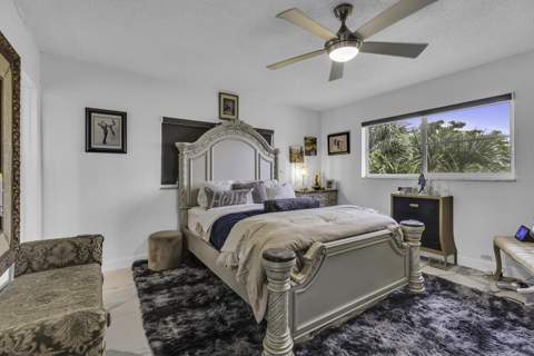9500 N Hollybrook Lake Drive #301, Pembroke Pines FL - photo 13 of 16
