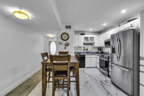9500 N Hollybrook Lake Drive #301, Pembroke Pines FL - photo 6 of 16