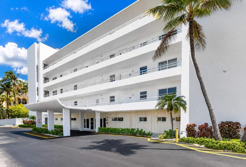 1 bedroom Condominium at 2701 S Ocean Boulevard #47, Carlton House, Highland Beach — photo 3