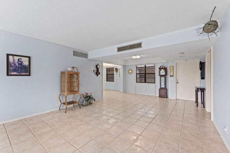 3 bedroom Condominium at 501 SW 11th Place #412, Corinthian Gardens Inc Condo, Boca Raton — photo 5