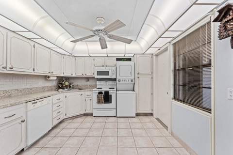 501 SW 11th Place #412, Boca Raton FL - photo 10 of 41