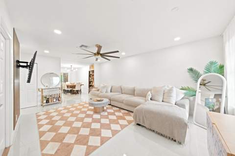 8026 SW 20th Court, Davie FL - photo 14 of 19
