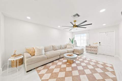 8026 SW 20th Court, Davie FL - photo 18 of 19