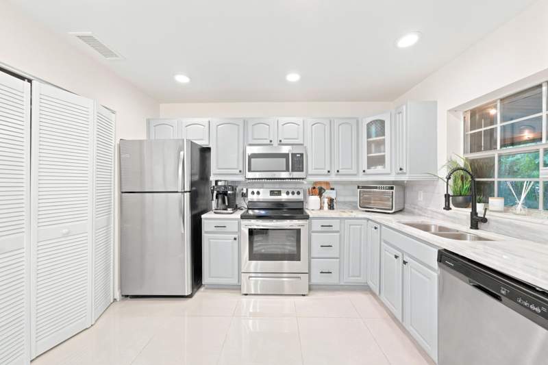 2 bedroom Villa at 8026 SW 20th Court, Arrowhead Golf & Tennis, Davie — photo 5