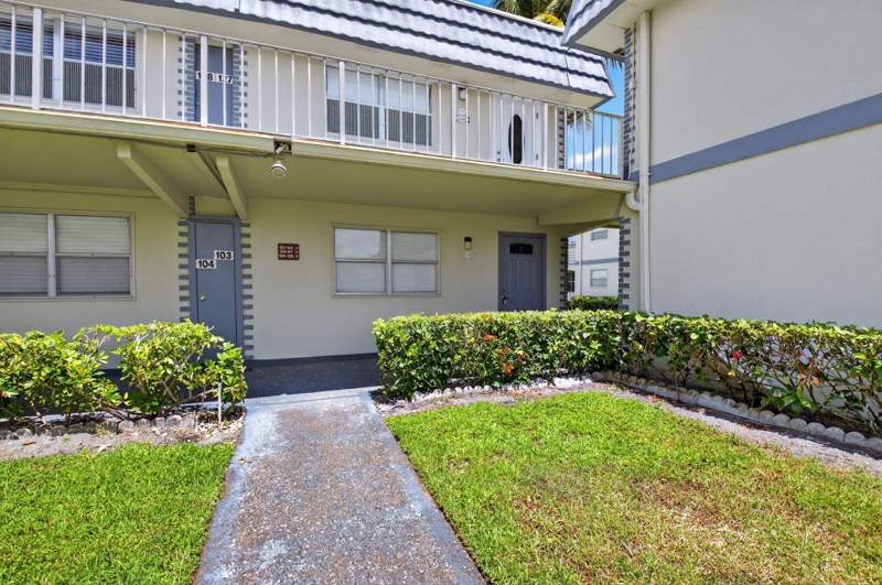 1 bedroom Condominium at 103 Brittany C, Kings Point Brittany Condos, Delray Beach — photo 2