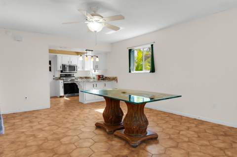 3079 Indian Trail, Lake Worth FL - photo 14 of 25