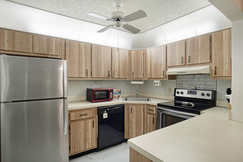 2 bedroom Condominium at 5930 Whispering Pine Way #C-2, Pine Ridge IV Condo, Greenacres — photo 4