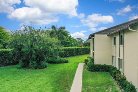 5930 Whispering Pine Way #C-2, Greenacres FL - photo 20 of 26