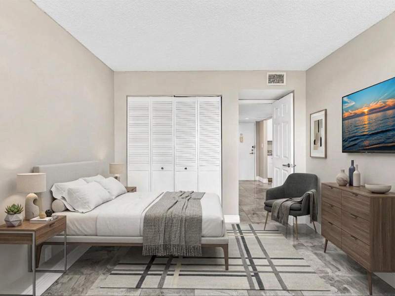 2 bedroom Condominium at 2741 Taft Street #104, Watergate Condominium No 4, Hollywood — photo 5