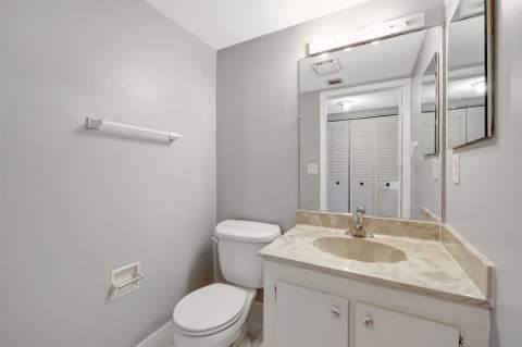 1950 SW Palm City Road #5-104, Stuart FL - photo 15 of 19