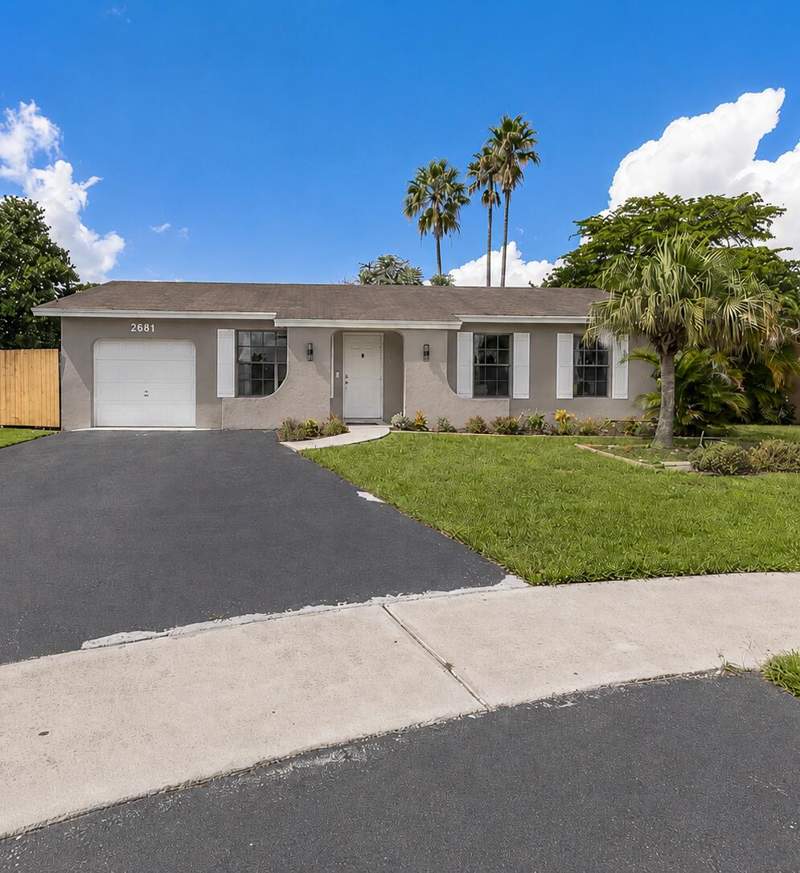 3 bedroom Single Family Residence at 2681 NW 108th Avenue, Heathwood, Sunrise — photo 2