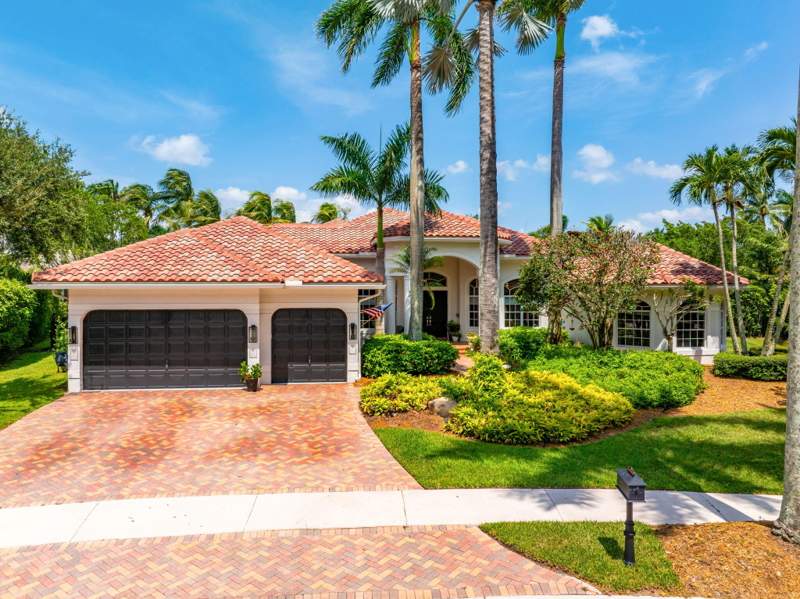 5 bedroom Single Family Residence at 2480 Poinciana Lane, SECTOR 7 -, Weston — photo 1