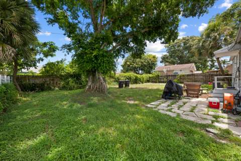 947 43rd Street, West Palm Beach FL - photo 14 of 20
